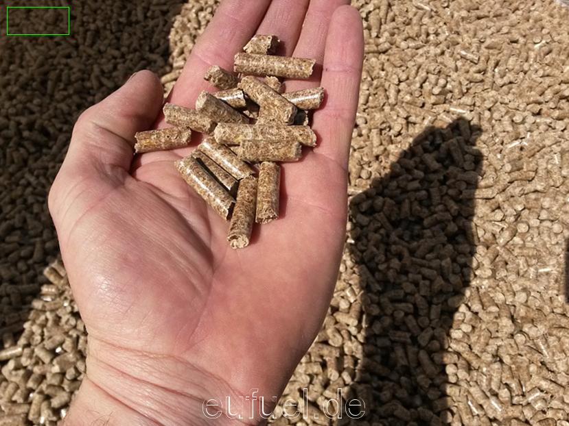 Wooden pellets EN+ A2 